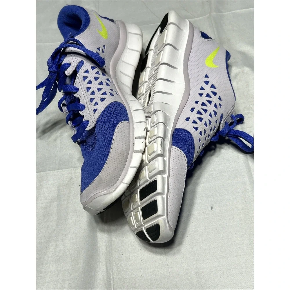 Nike Women‎ Free Run running Sneakers Size 8 Blue/Grey